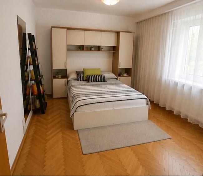 Apartament cu 3 camere decomandat în Craiovei
