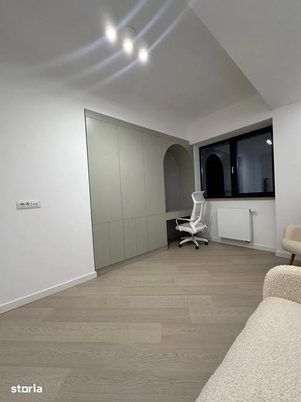 Apartament cu 3 camere decomandat, mobilat în Pipera