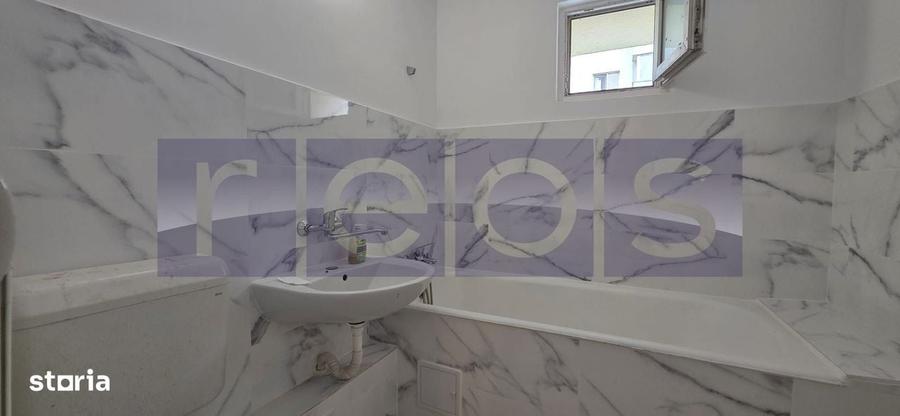 Apartament cu 3 camere decomandat în Dristor