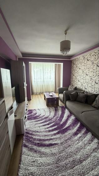 Apartament cu 2 camere decomandat în Tudor