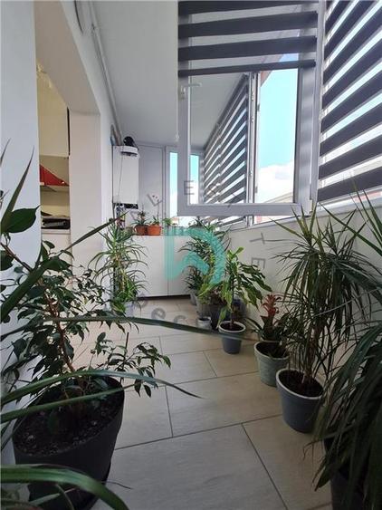 Apartament cu 3 camere decomandat, mobilat în Triaj