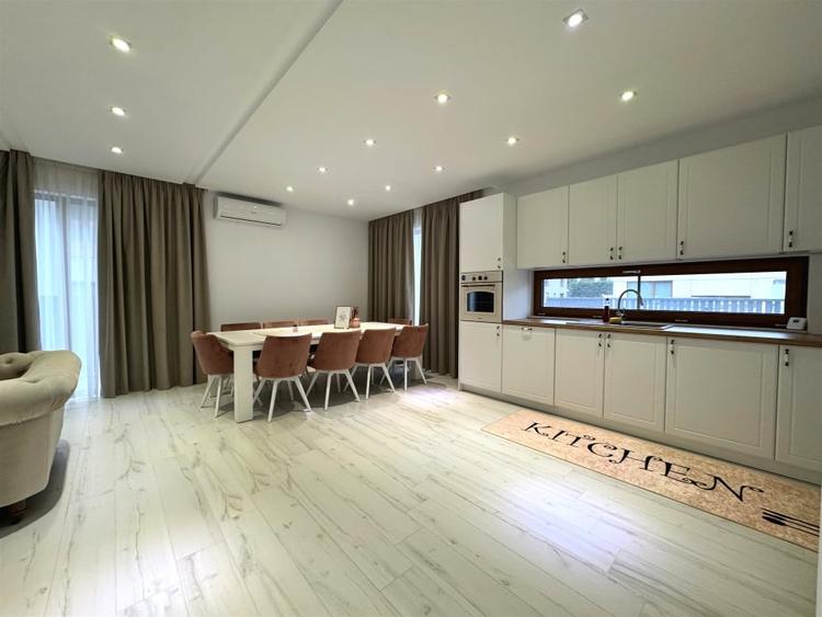 Duplex cu 4 camere cu Canalizare în Borhanci
