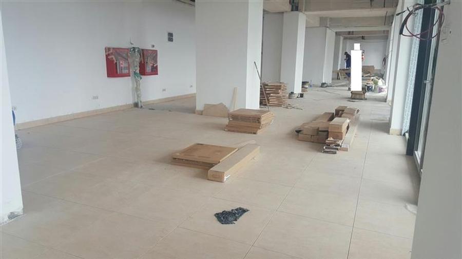 Spațiu comercial, de 200 mp, în Orizont