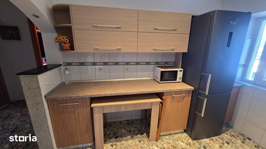 Apartament cu 3 camere în Nicolina