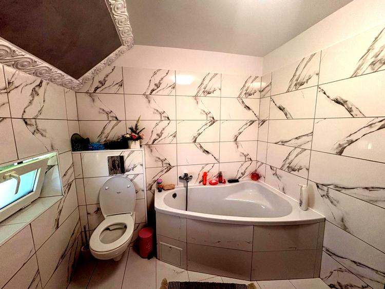 Casă individuală cu 3 camere cu Canalizare în Someșeni