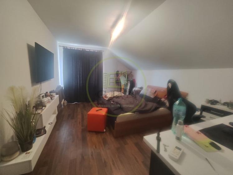Casă individuală cu 4 camere cu Teren 500 Mp în Malu Mare