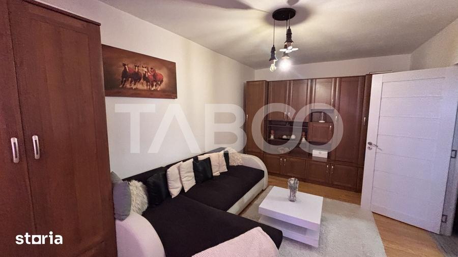 Apartament cu 2 camere decomandat în Vasile Aaron