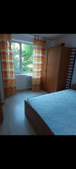 Apartament cu 2 camere decomandat în Berceni