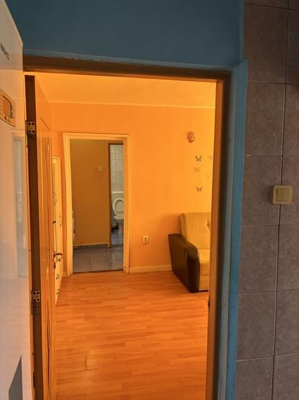 Apartament cu 2 camere decomandat în Exterior Vest