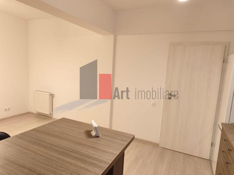 Apartament cu 2 camere semidecomandat, mobilat în Metalurgiei