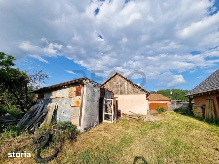 Casă cu 3 camere cu Teren 1940 Mp în Biharia
