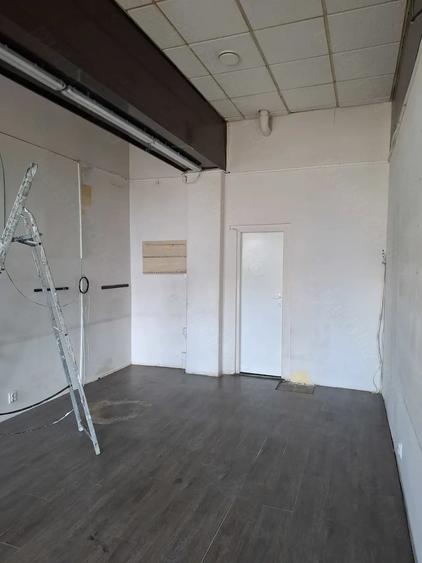 Spațiu comercial, de 37 mp, în Central