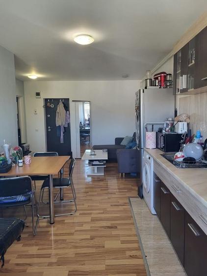 Apartament cu 2 camere decomandat în Florești