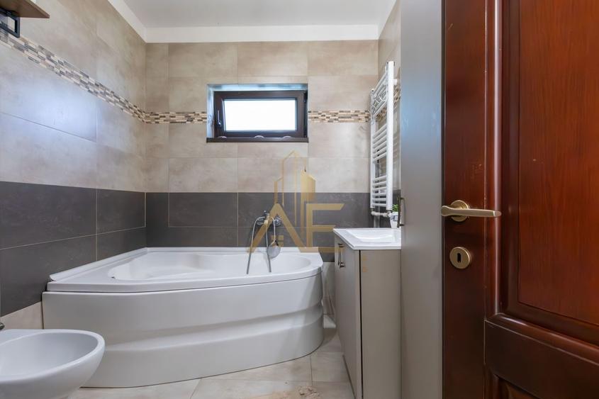 Casă individuală cu 3 camere cu Canalizare în CFR
