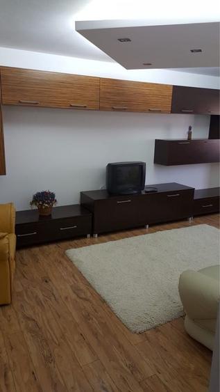 Apartament cu 2 camere decomandat în Exterior Vest