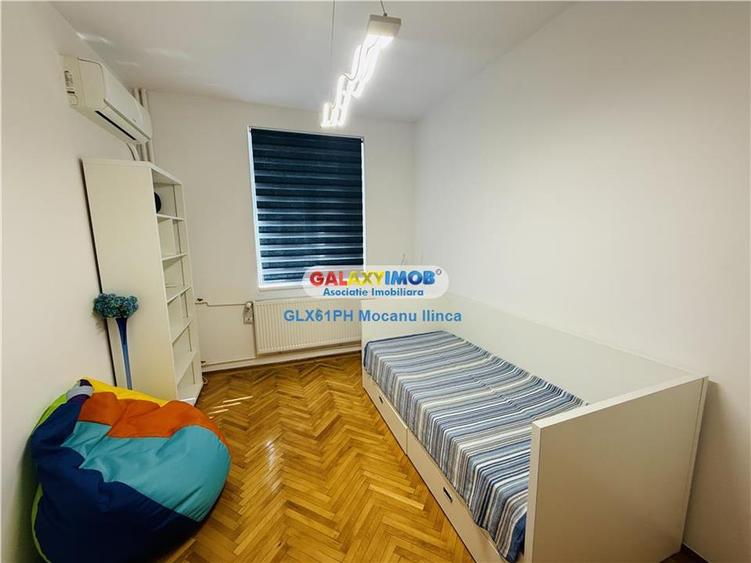 Apartament cu 3 camere semidecomandat, mobilat în Sud