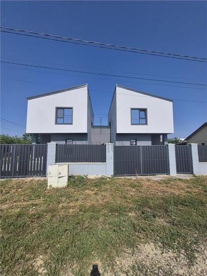 Duplex cu 3 camere cu Teren 350 Mp în Moșnița Nouă