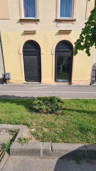Spațiu comercial, de 91 mp, în Central