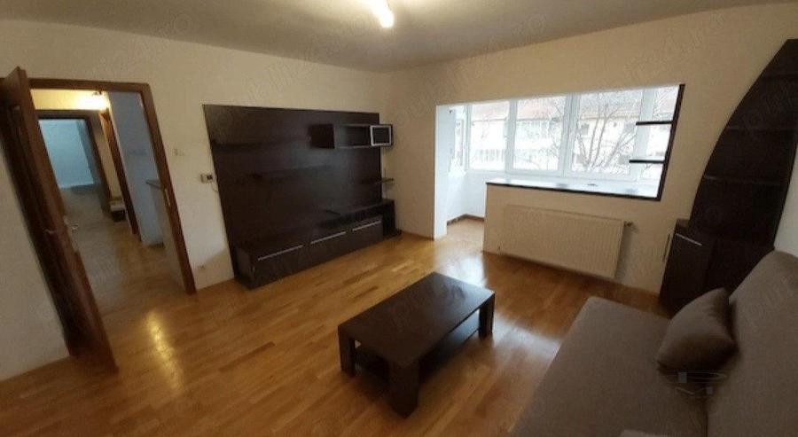 Apartament cu 2 camere decomandat, mobilat în Steaua