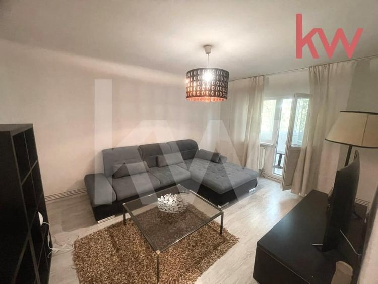 Apartament cu 4 camere decomandat, mobilat în 1 Mai