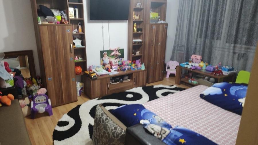 Garsonieră decomandată în Brâncoveanu