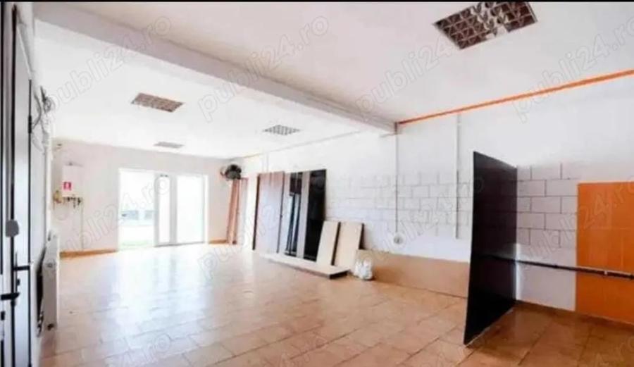 Spațiu comercial, de 60 mp, în Central