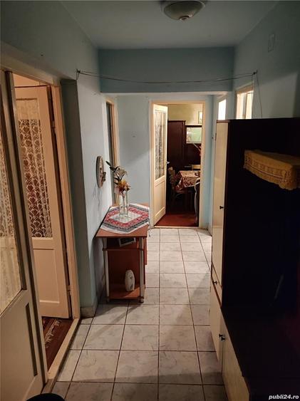 Apartament cu 3 camere decomandat în Pâncota