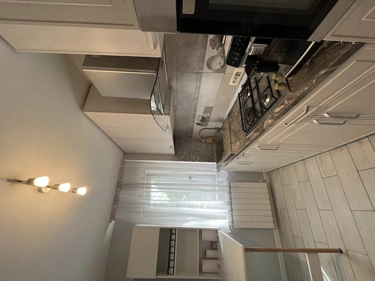 Apartament cu 3 camere semidecomandat, mobilat în Brazda lui Novac