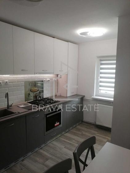 Apartament cu 3 camere decomandat, mobilat în Zorilor