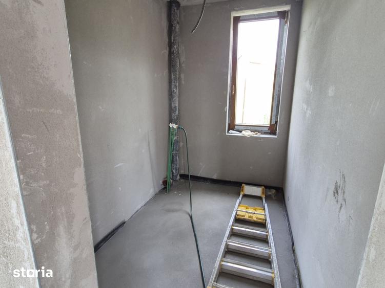 Casă cu 4 camere cu Teren 800 Mp în Jucu