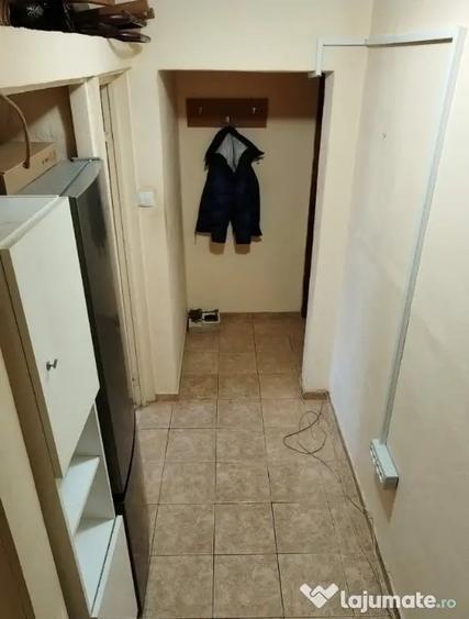 Apartament cu 2 camere nedecomandat în George Enescu
