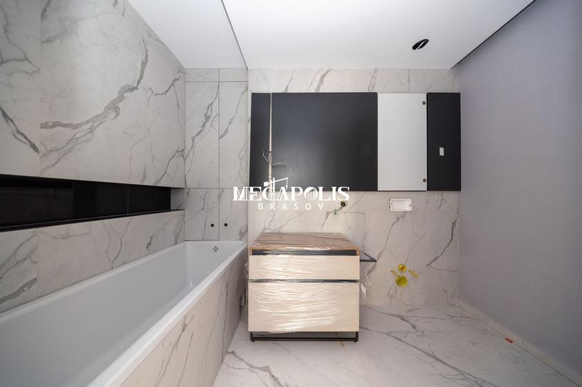 Apartament cu 3 camere decomandat în Răcădău
