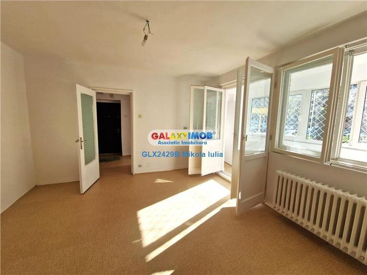 Apartament 3 camere decomadat 2 min Metrou Lujerului - 1