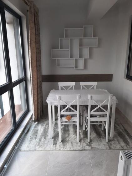 Apartament cu 2 camere decomandat în Exterior Vest