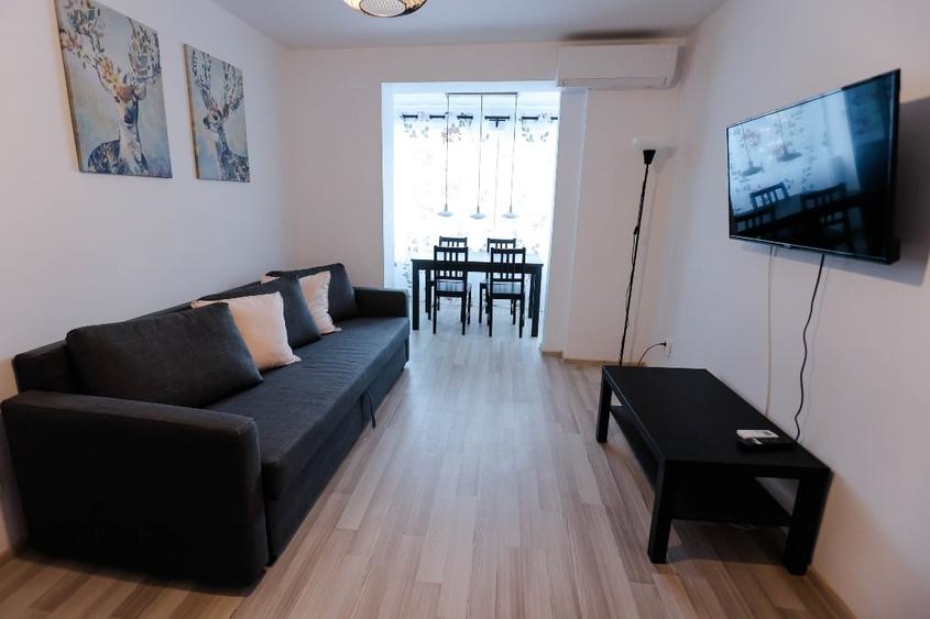 Apartament cu 2 camere semidecomandat, mobilat în Sud-Vest