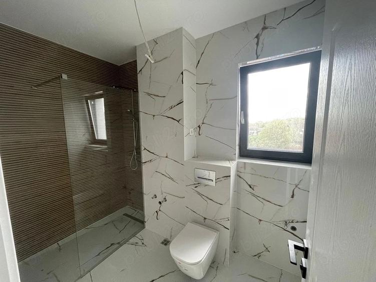 Apartament cu 2 camere nedecomandat în Unirii