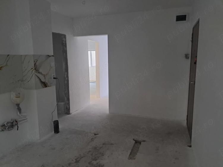 Apartament cu 3 camere decomandat în Decebal