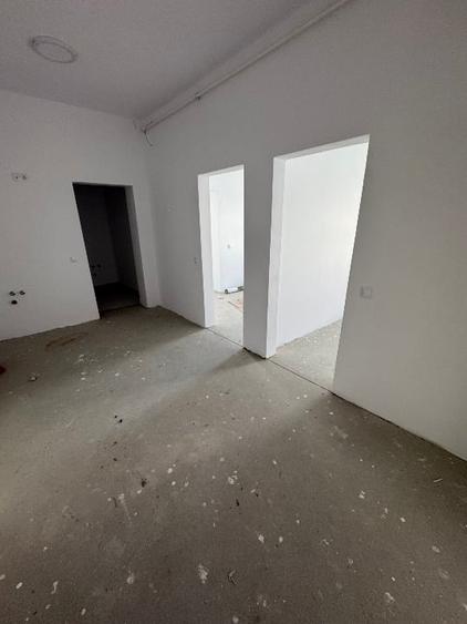 Apartament cu 4 camere decomandat în Ultracentral