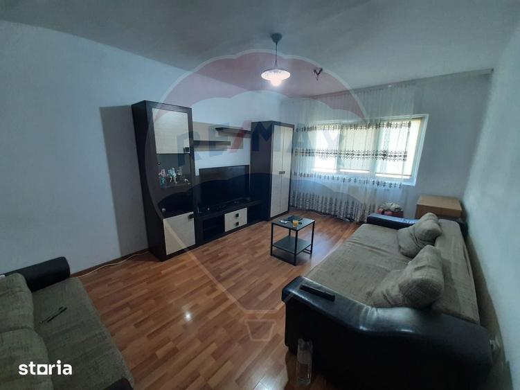 Apartament cu 2 camere, mobilat în Central