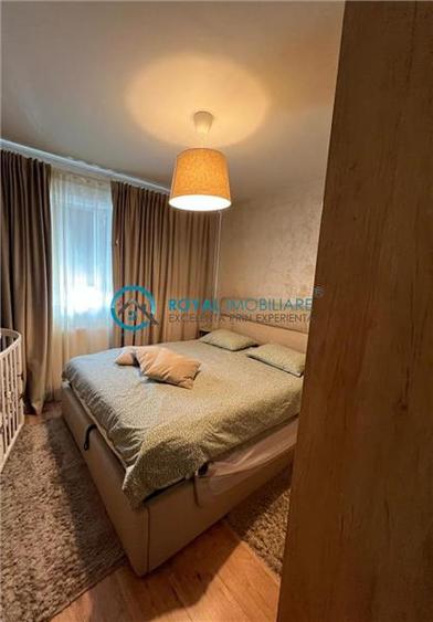 Apartament cu 2 camere decomandat în B-dul București