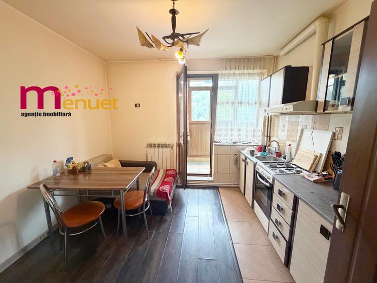 Apartament cu 2 camere decomandat în Central
