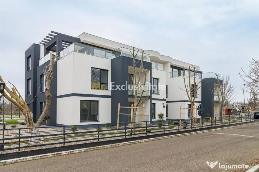 Apartament cu 3 camere semidecomandat în 1 Decembrie