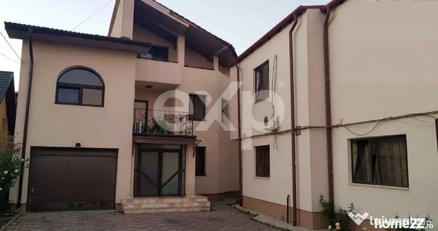 Casă cu 6 camere cu Teren 690 Mp în Găvana