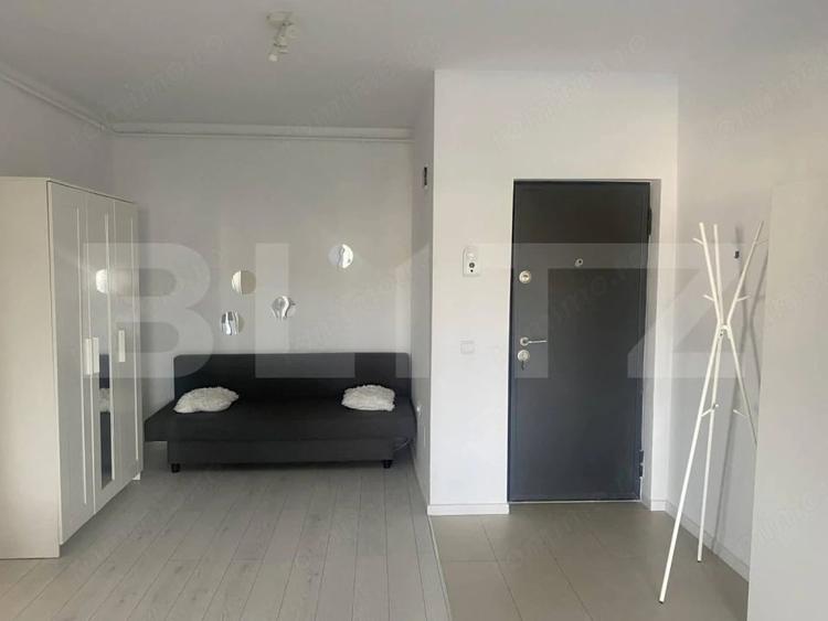 Apartament cu 2 camere semidecomandat în Mărăști