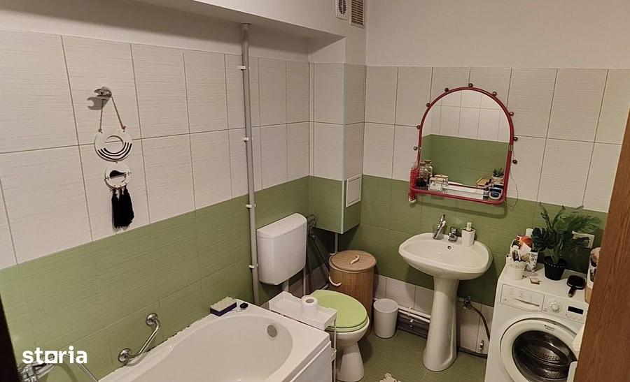 Casă cu 6 camere cu Teren 350 Mp în Baciu