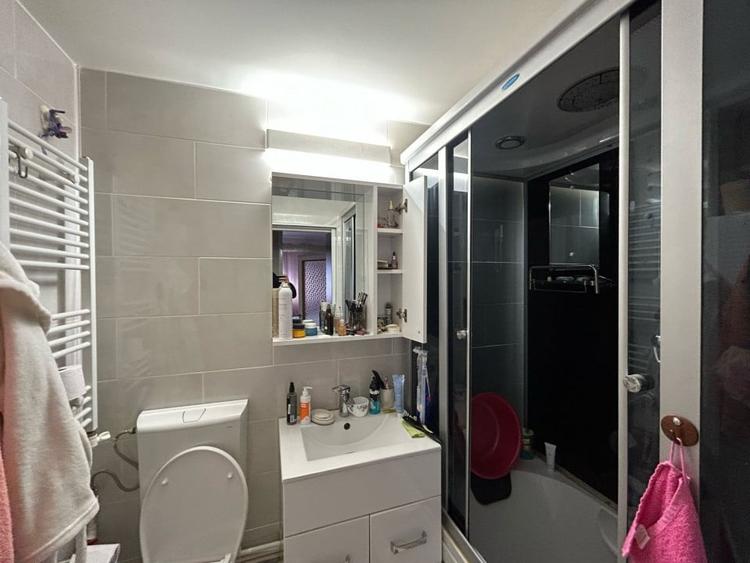 Apartament cu 2 camere decomandat, mobilat în Dorobanți