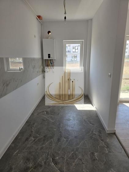 Apartament cu 3 camere decomandat în Torontalului