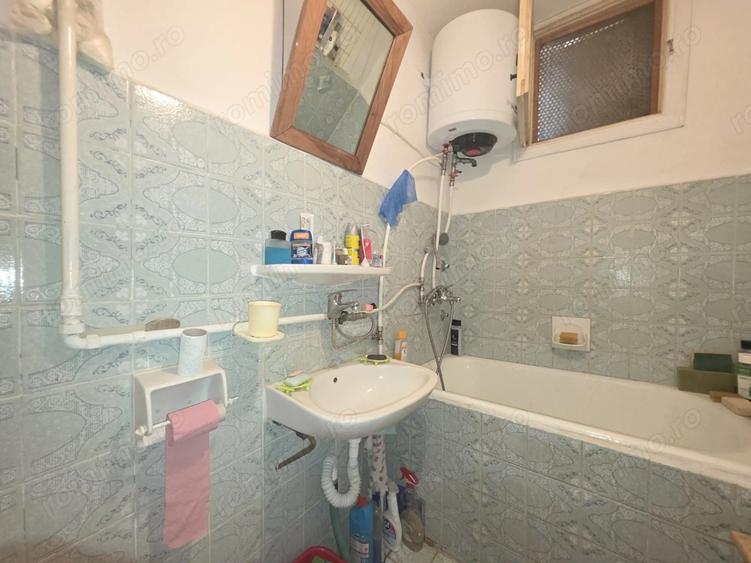 Casă cu 3 camere cu Canalizare în Viforâta