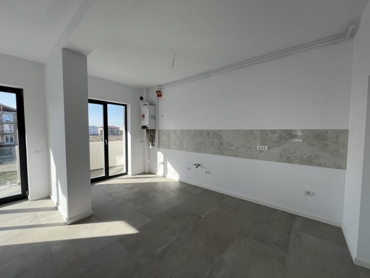 Apartament cu 2 camere decomandat în Giroc — fotografia 3
