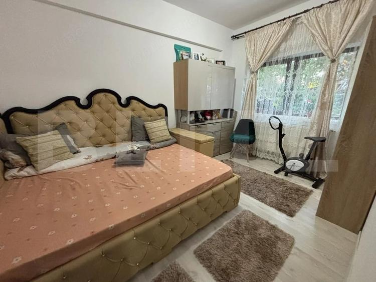 Apartament cu 3 camere decomandat în Bucium